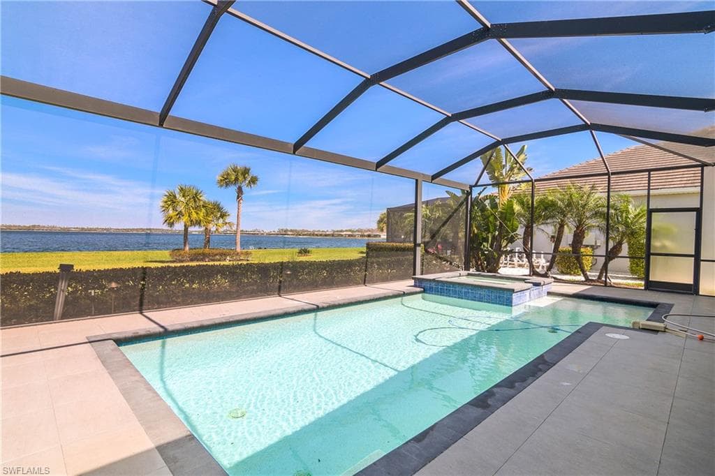 15320 Blue Bay Cir, Fort Myers, FL 33913-30
