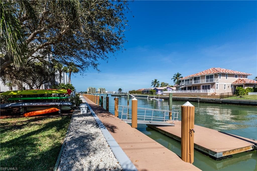 991 Barfield Dr 302, Marco Island, FL 34145-28