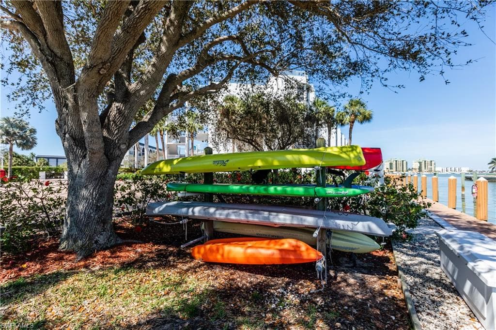 991 Barfield Dr 302, Marco Island, FL 34145-30