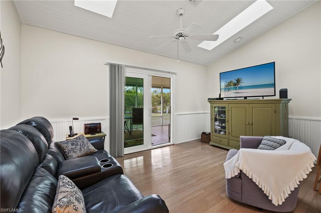 15348 Wimborne Ln, Naples, FL 34110-9