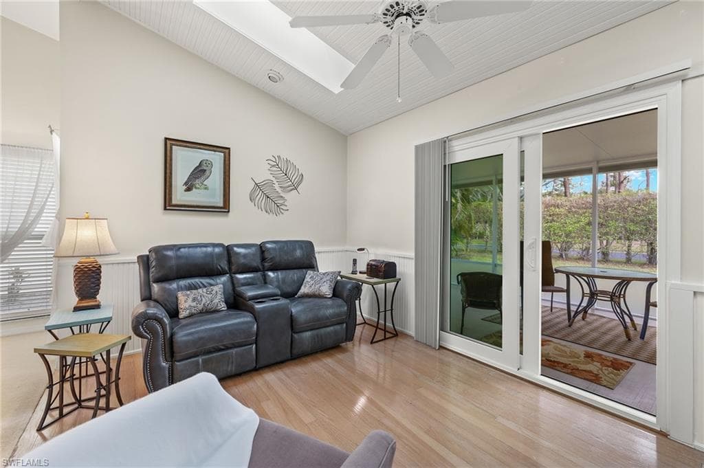 15348 Wimborne Ln, Naples, FL 34110-10