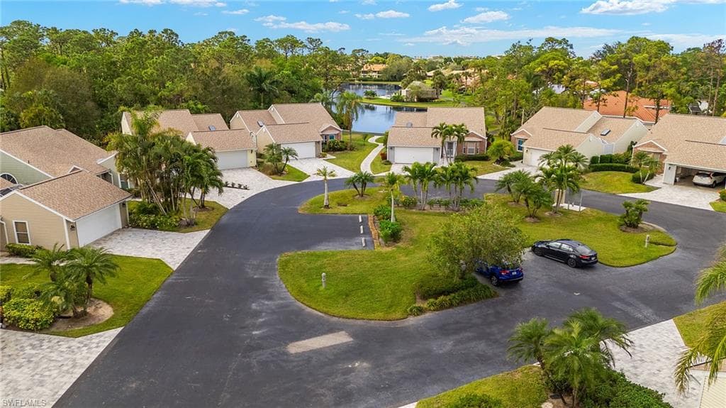 15348 Wimborne Ln, Naples, FL 34110-27