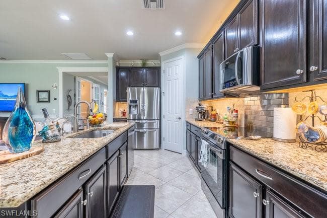 8485 Benelli Ct, Naples, FL 34114-2722-28