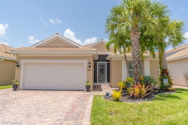 8485 Benelli Ct, Naples, FL 34114-2722-2