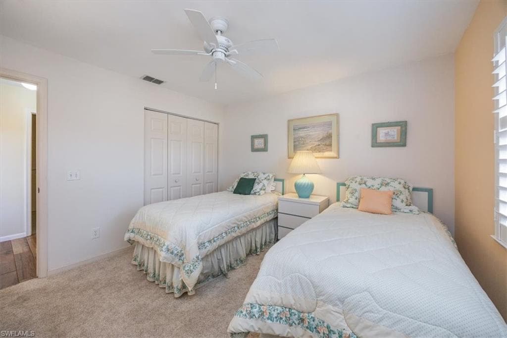 700 Saratoga Cir B-204, Naples, FL 34104-20