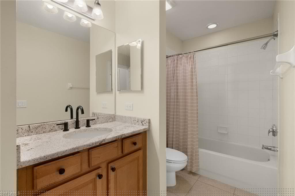 20930 Island Sound Cir 305, Estero, FL 33928-18