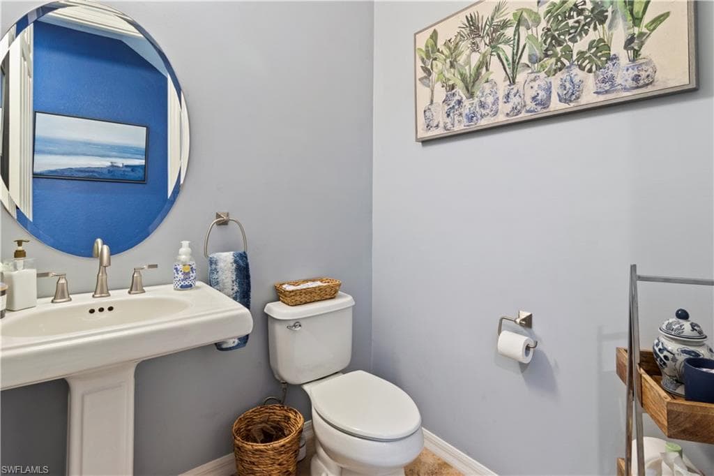 8945 Malibu St 201, Naples, FL 34113-10