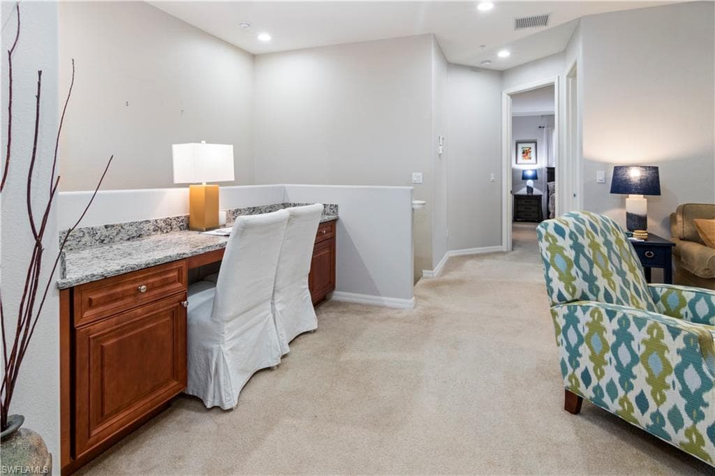 8945 Malibu St 201, Naples, FL 34113-11