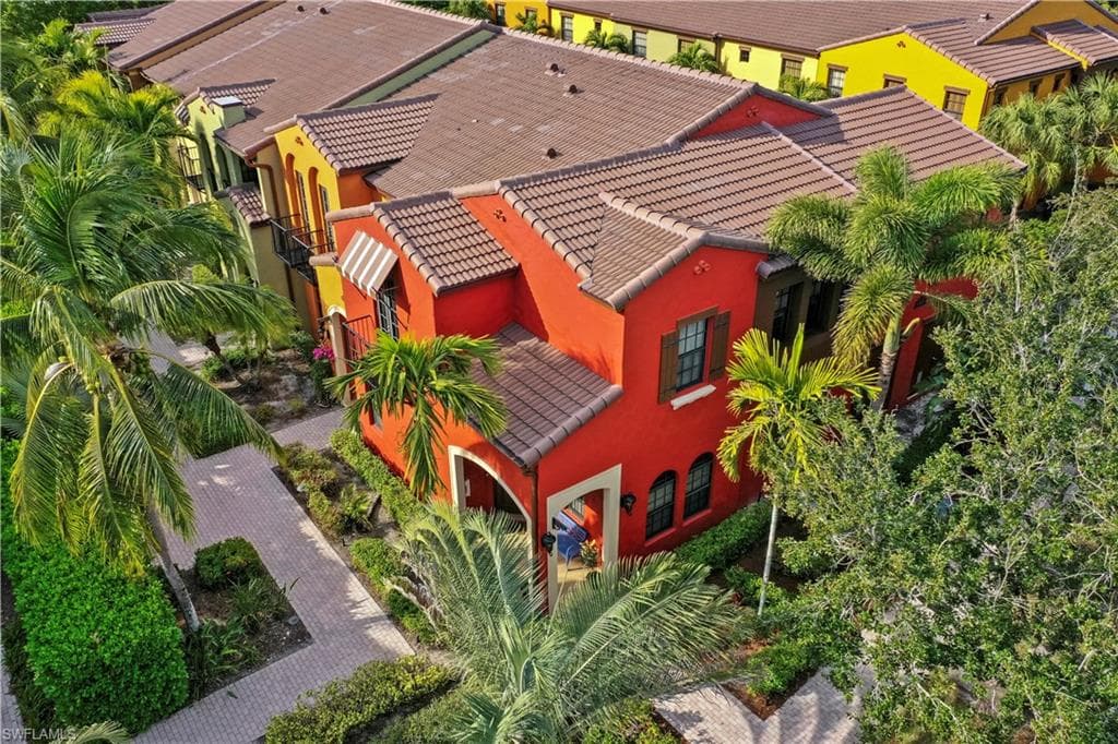 8945 Malibu St 201, Naples, FL 34113-23
