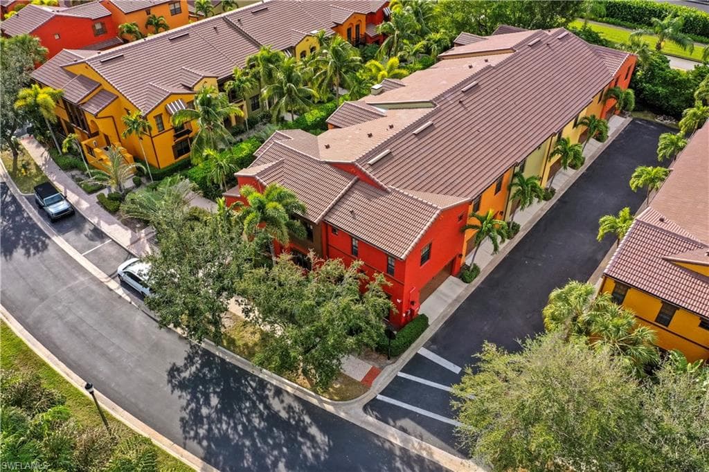 8945 Malibu St 201, Naples, FL 34113-25