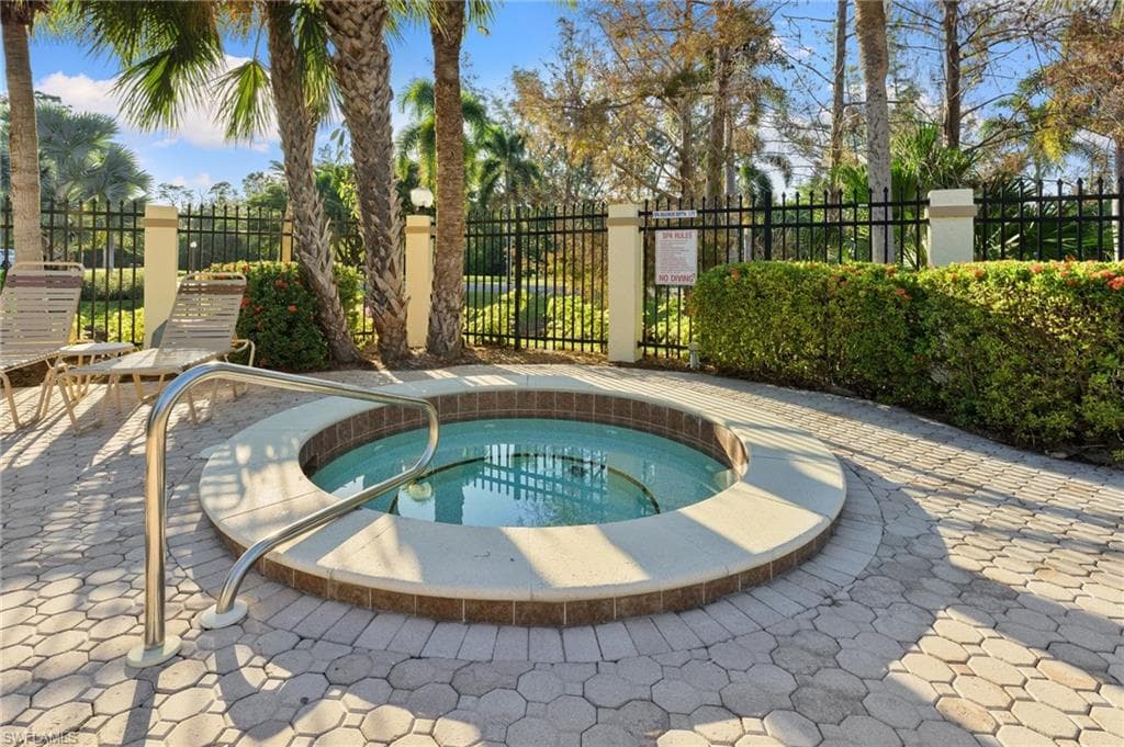 15155 Parkside Dr 102, Fort Myers, FL 33908-24