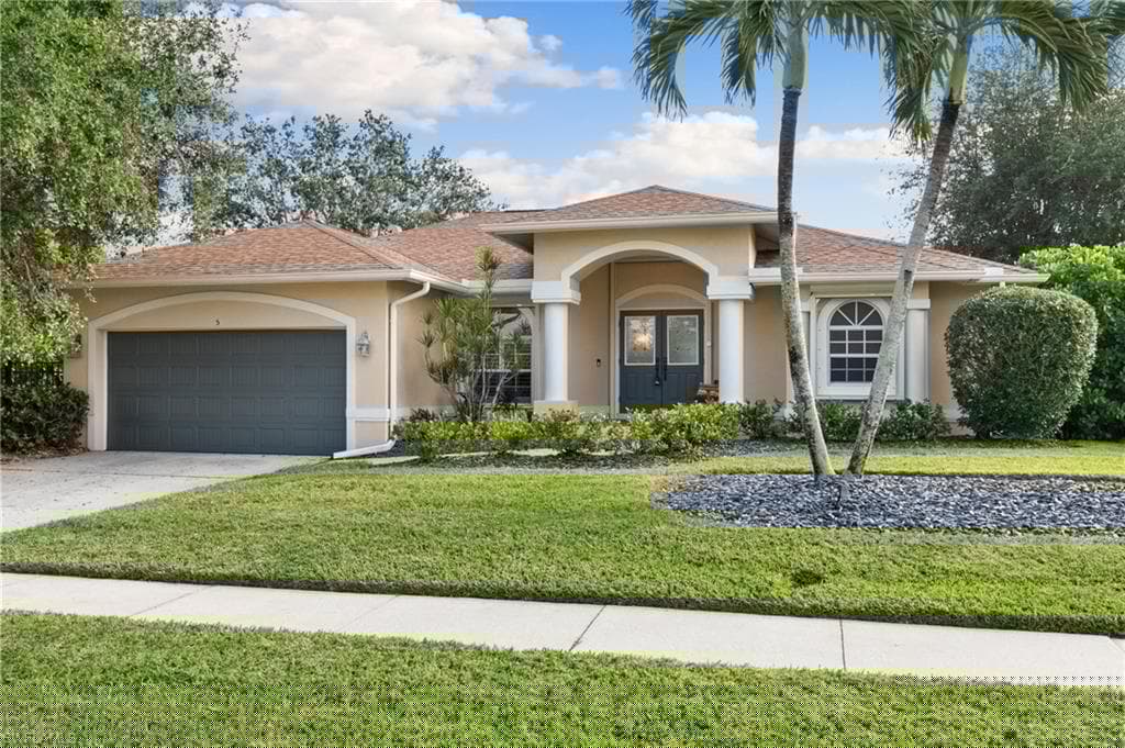 5 Tahiti Rd, Marco Island, FL 34145-1