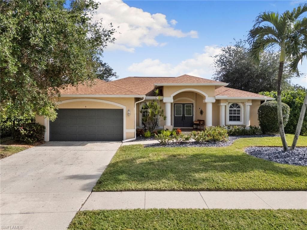 5 Tahiti Rd, Marco Island, FL 34145-38