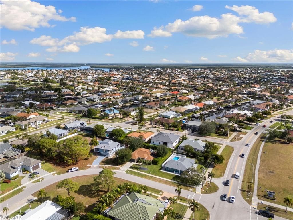 5 Tahiti Rd, Marco Island, FL 34145-41