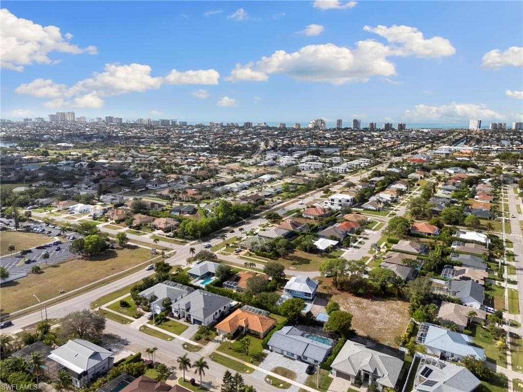 5 Tahiti Rd, Marco Island, FL 34145-43