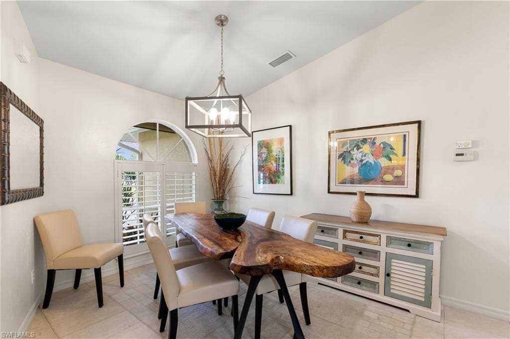 5 Tahiti Rd, Marco Island, FL 34145-8