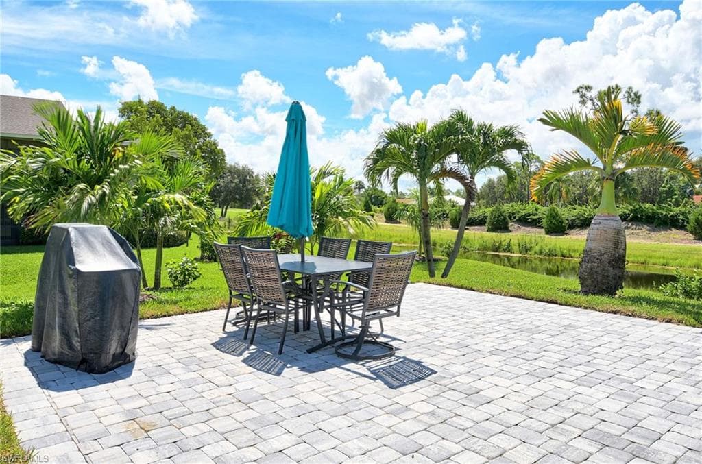 5695 Rattlesnake Hammock Rd B104, Naples, FL 34113-23