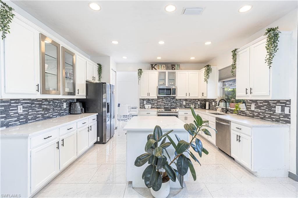 2222 Campestre Ter E, Naples, FL 34119-22