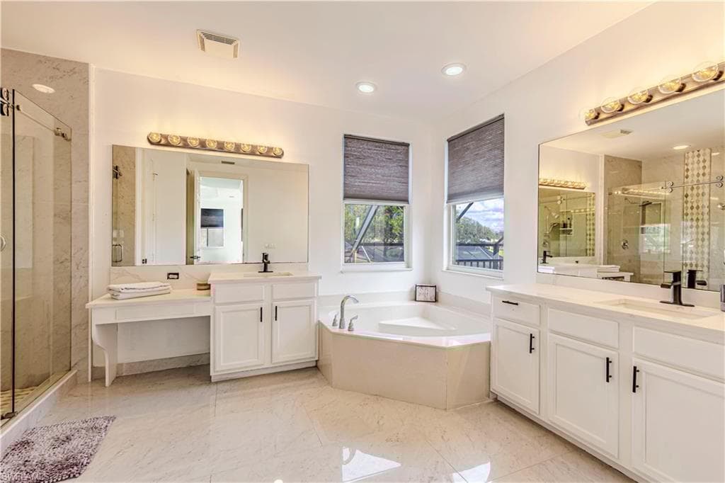 2222 Campestre Ter E, Naples, FL 34119-33