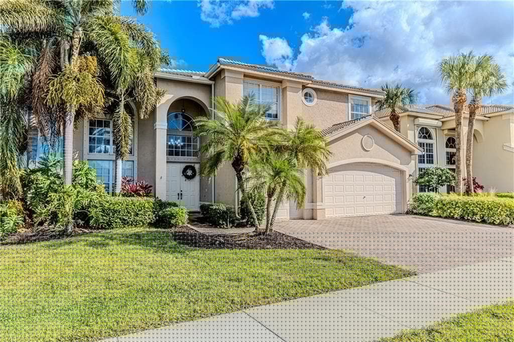 2222 Campestre Ter E, Naples, FL 34119-8