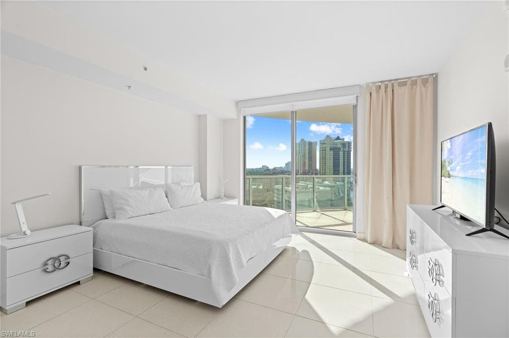 3000 Oasis Grand Blvd 1101, Fort Myers, FL 33916-19