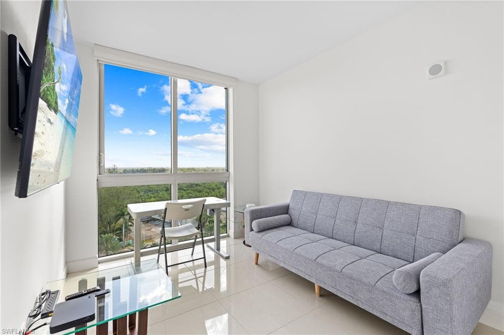 3000 Oasis Grand Blvd 1101, Fort Myers, FL 33916-5