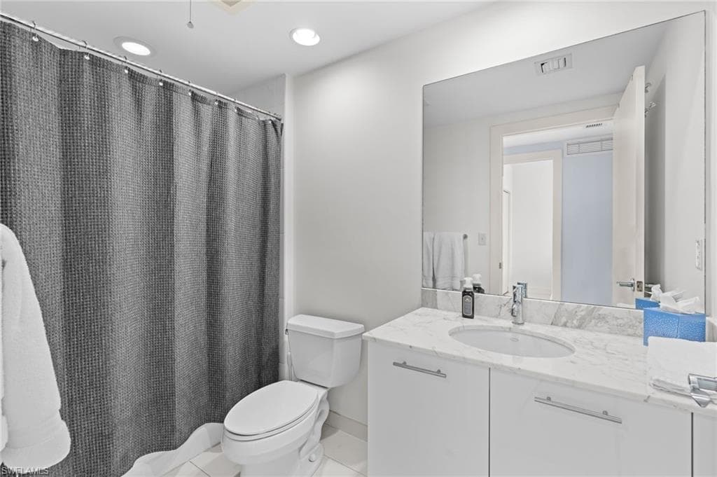 3000 Oasis Grand Blvd 1101, Fort Myers, FL 33916-8