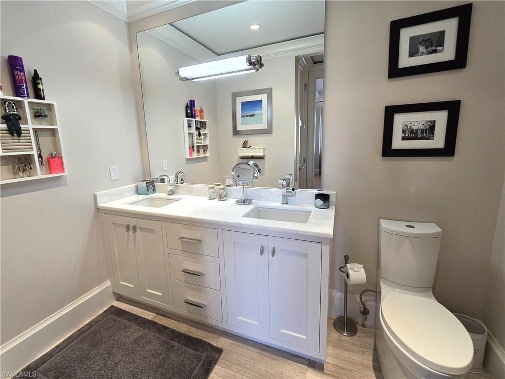 1935 7th St S, Naples, FL 34102-31