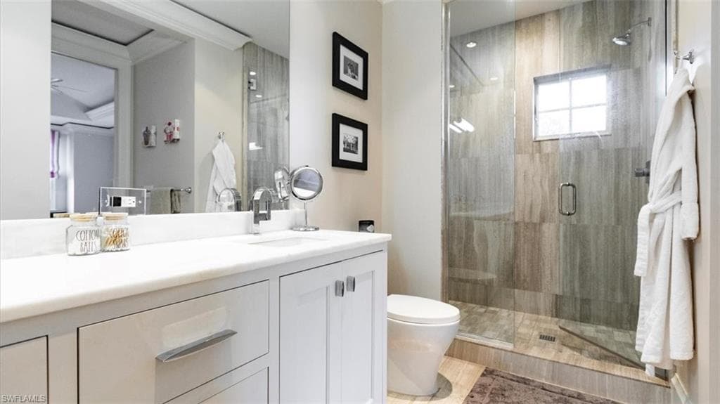 1935 7th St S, Naples, FL 34102-32