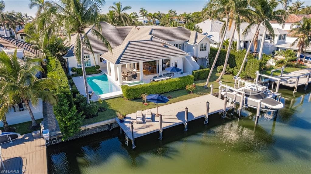1935 7th St S, Naples, FL 34102-46