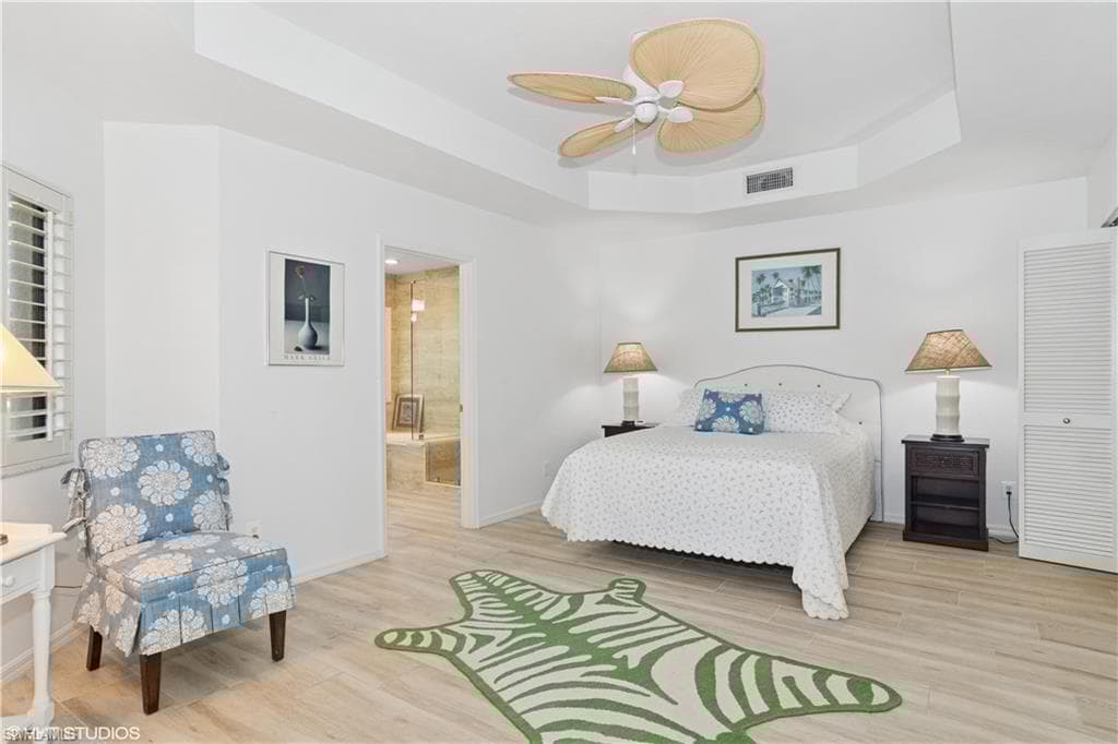 7048 Pelican Bay Blvd C-105, Naples, Fl 34108-10