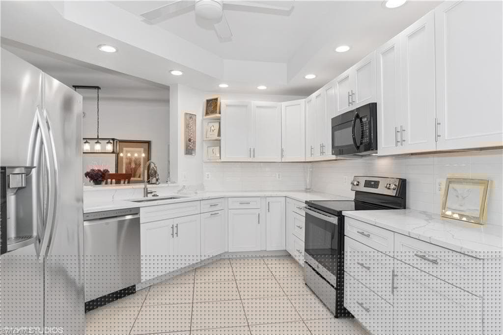 7048 Pelican Bay Blvd C-105, Naples, Fl 34108-6