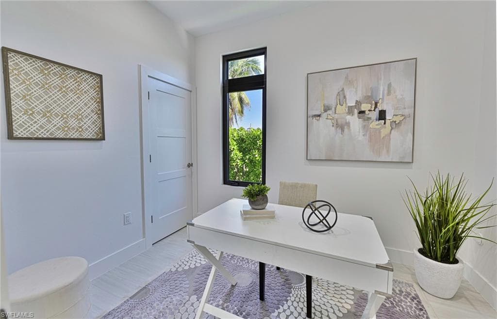766 111th Ave N, Naples, FL 34108-19