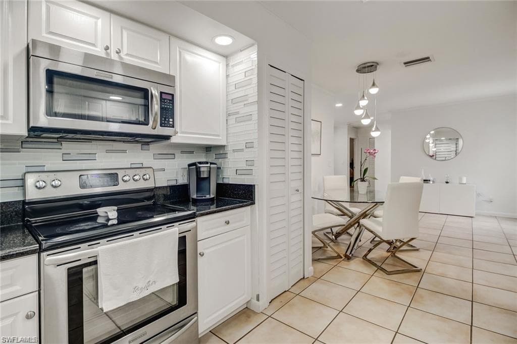 2969 54th Ln SW, Naples, FL 34116-14