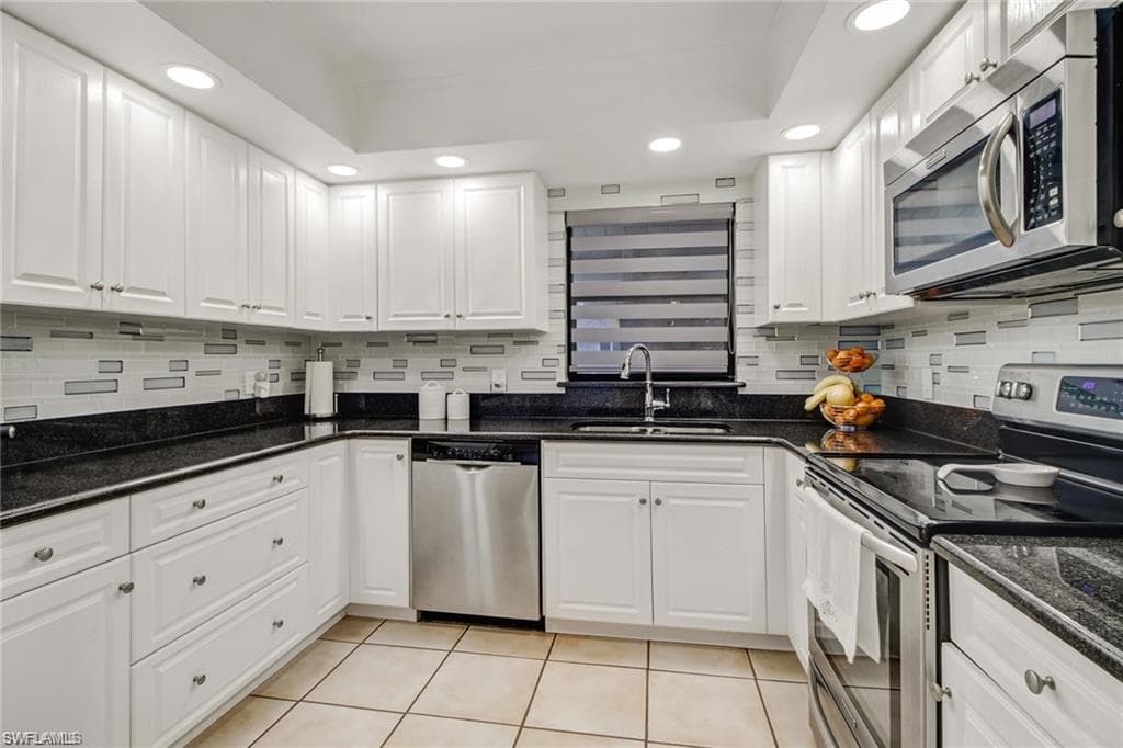 2969 54th Ln SW, Naples, FL 34116-15