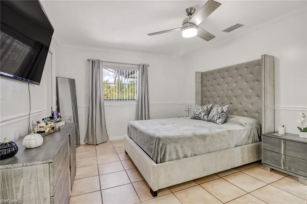 2969 54th Ln SW, Naples, FL 34116-17