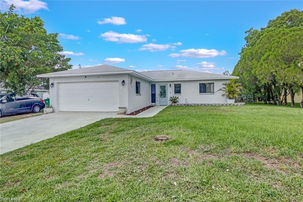2969 54th Ln SW, Naples, FL 34116-25