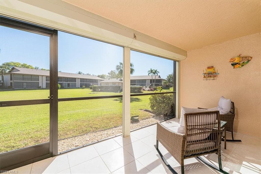 236 Pebble Beach Cir A102, Naples, FL 34113-18
