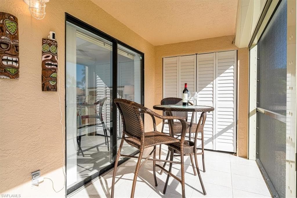 236 Pebble Beach Cir A102, Naples, FL 34113-19