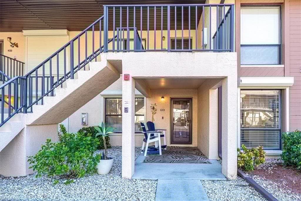 236 Pebble Beach Cir A102, Naples, FL 34113-21