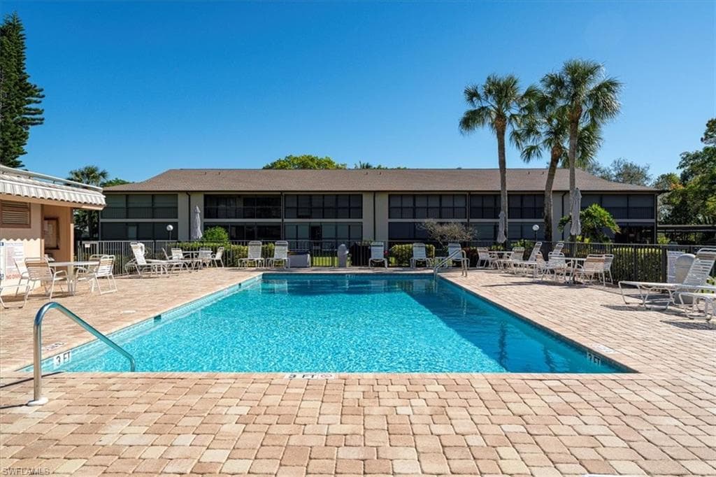 236 Pebble Beach Cir A102, Naples, FL 34113-27