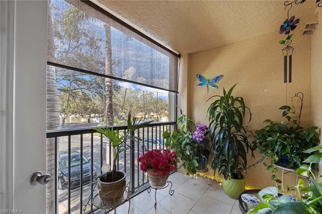 8635 River Homes Ln 2205, Bonita Springs, FL 34135-15
