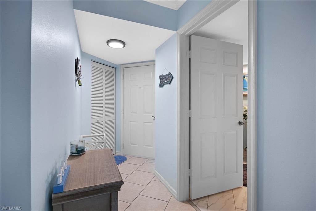 8635 River Homes Ln 2205, Bonita Springs, FL 34135-17