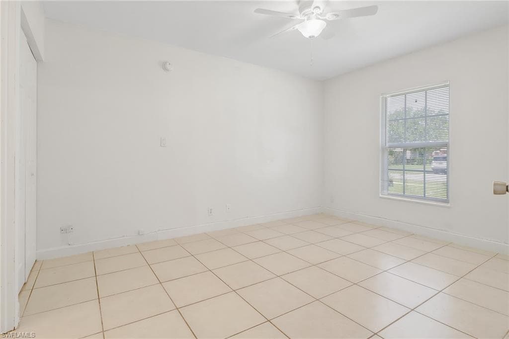 5330 Catts St, Naples, FL 34113-11