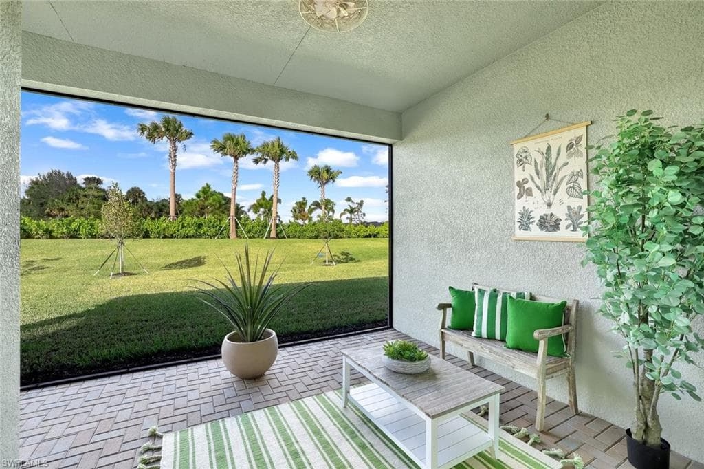 12349 Dahlia Ct, Naples, FL 34120-46