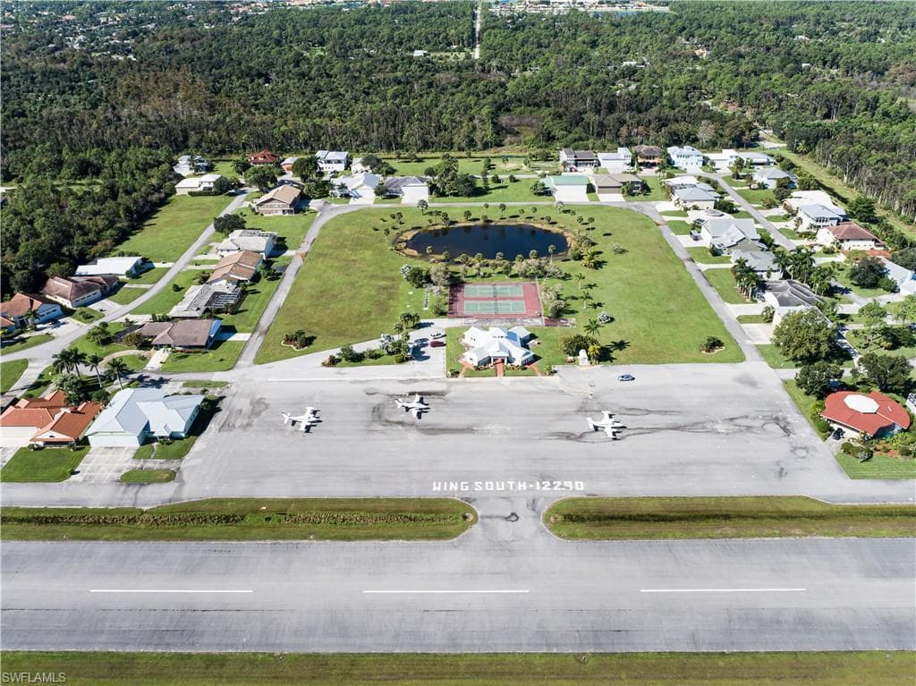 4001 Skyway Dr Lot#20, Naples, FL 34112-2926-5