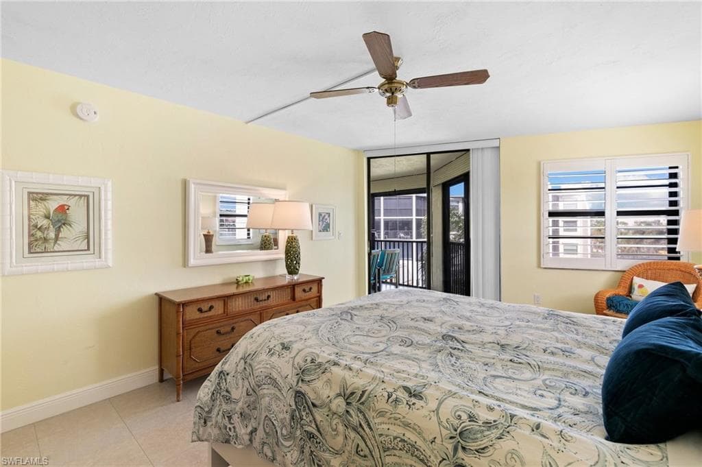 933 Collier Ct C304, Marco Island, FL 34145-18
