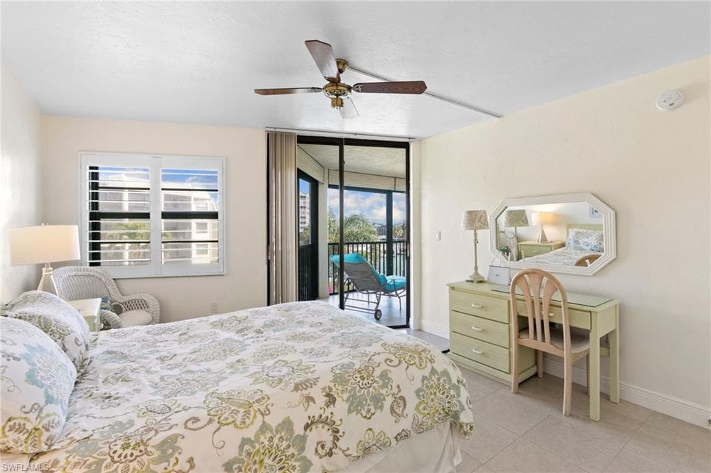 933 Collier Ct C304, Marco Island, FL 34145-24