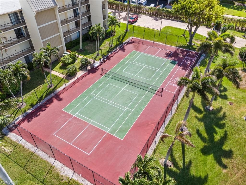 933 Collier Ct C304, Marco Island, FL 34145-32