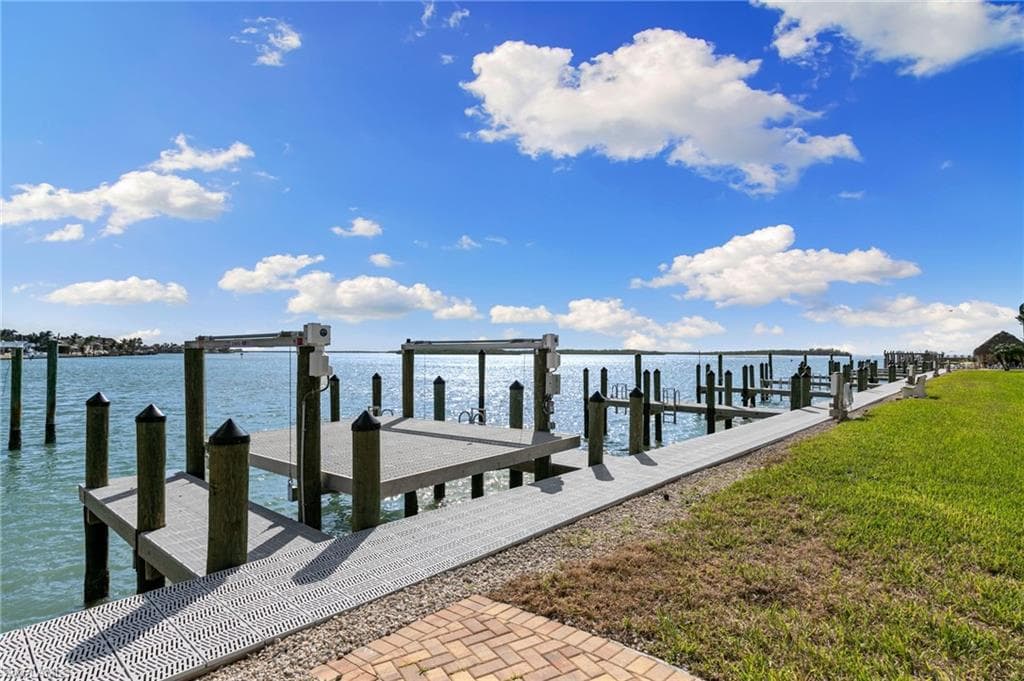 933 Collier Ct C304, Marco Island, FL 34145-36